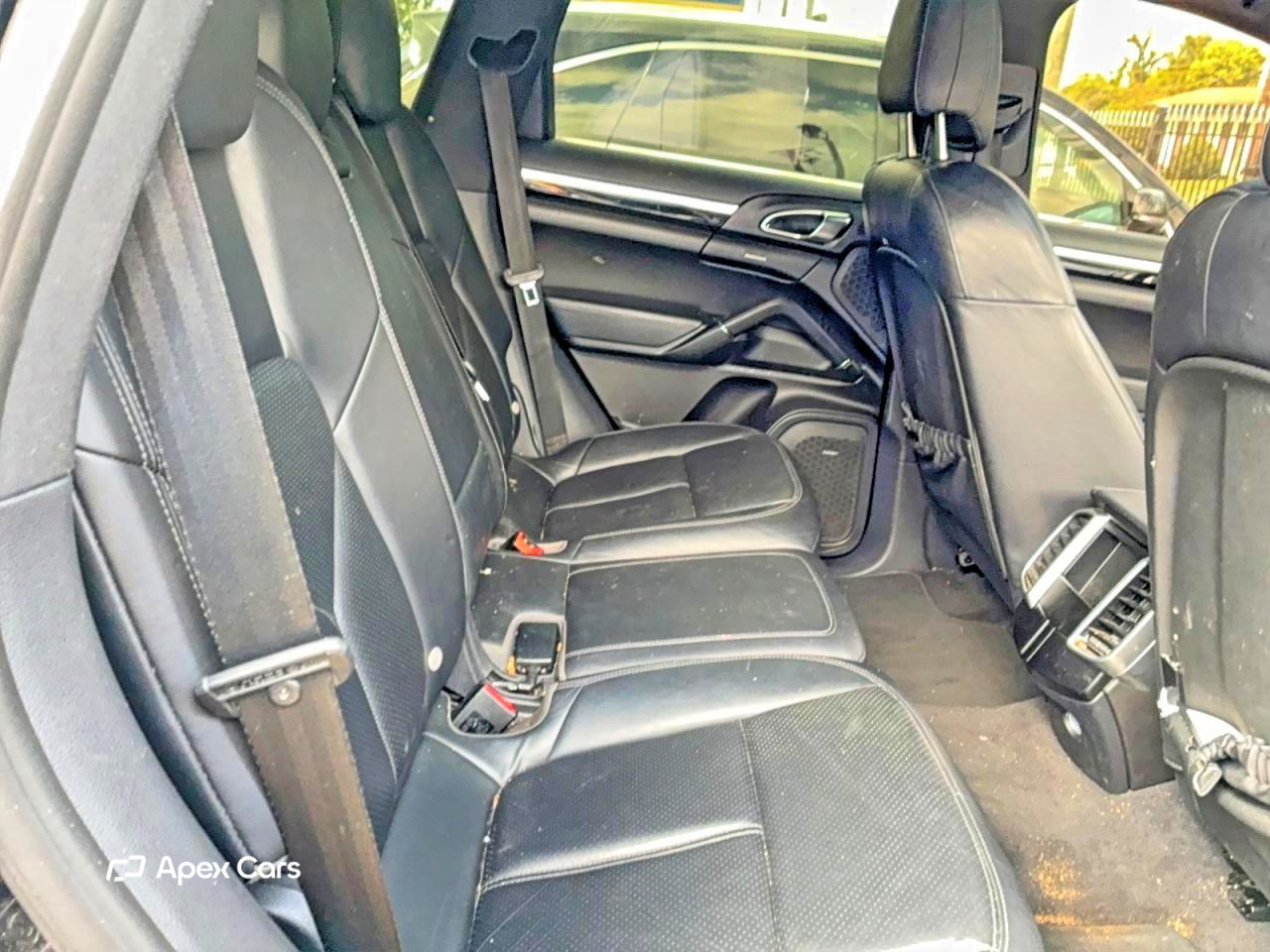 Porsche Cayenne 2014