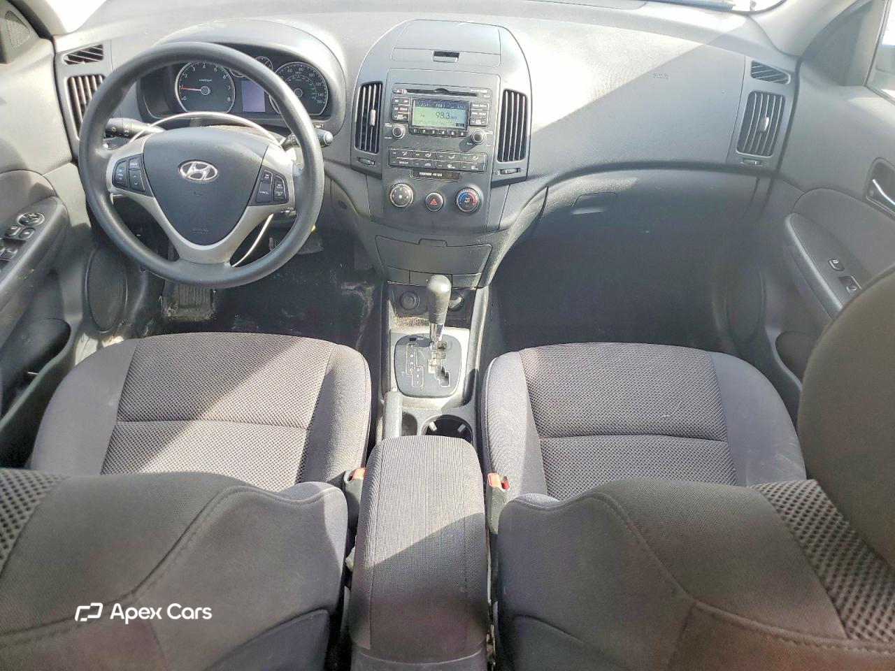 Hyundai Elantra 2011
