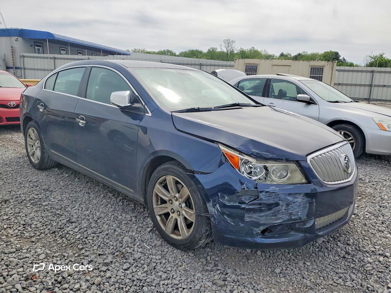 Buick LaCrosse 2011