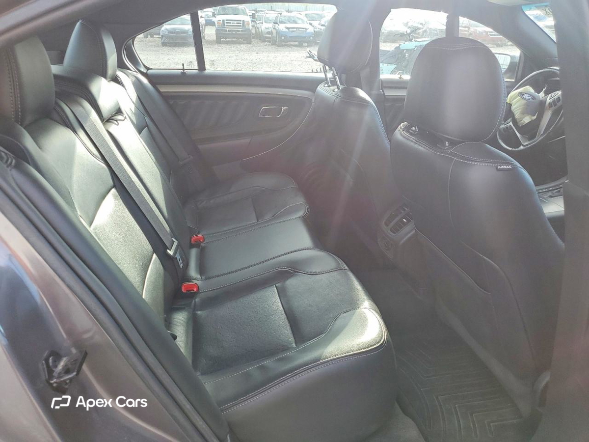 Ford Taurus 2013