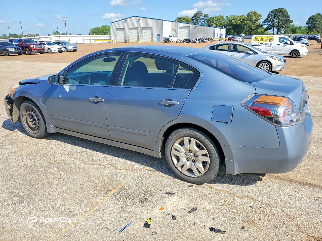 Nissan Altima 2010