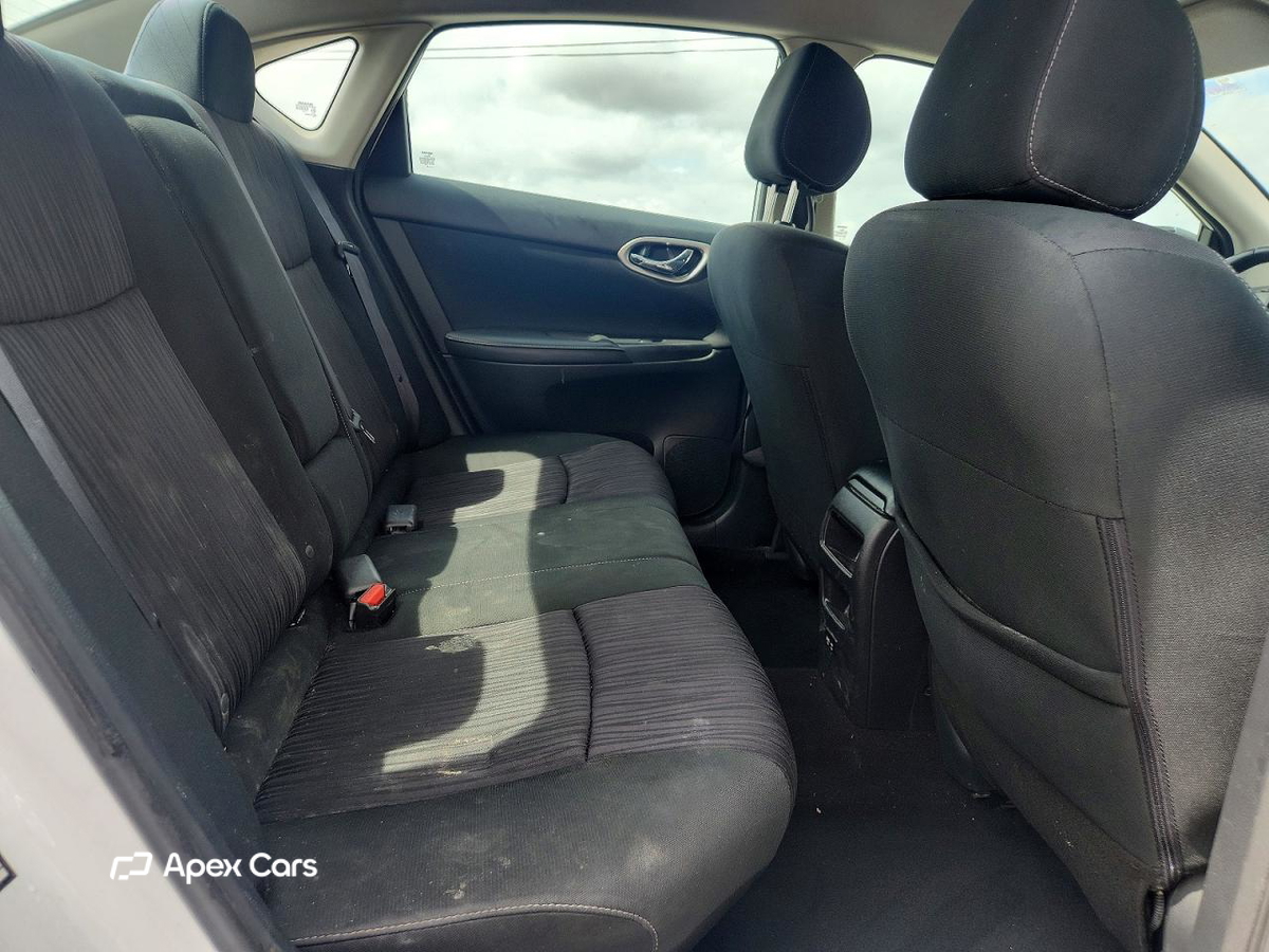 Nissan Sentra 2019