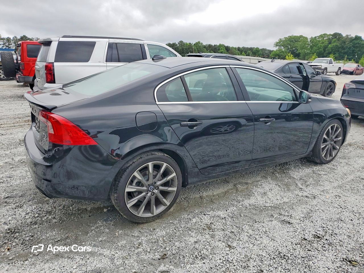 Volvo S60 2015