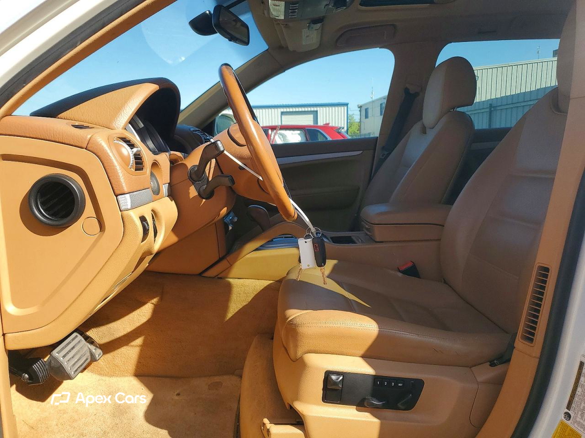 Porsche Cayenne 2010