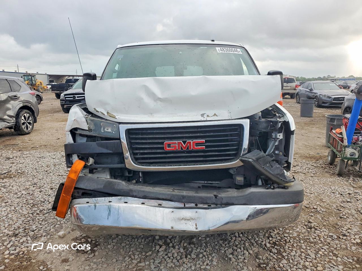 GMC Savana 2012