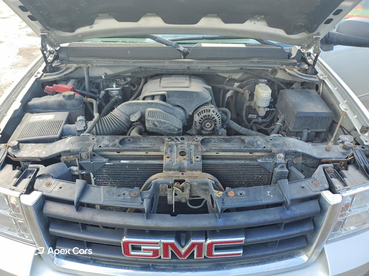 GMC Sierra 2011