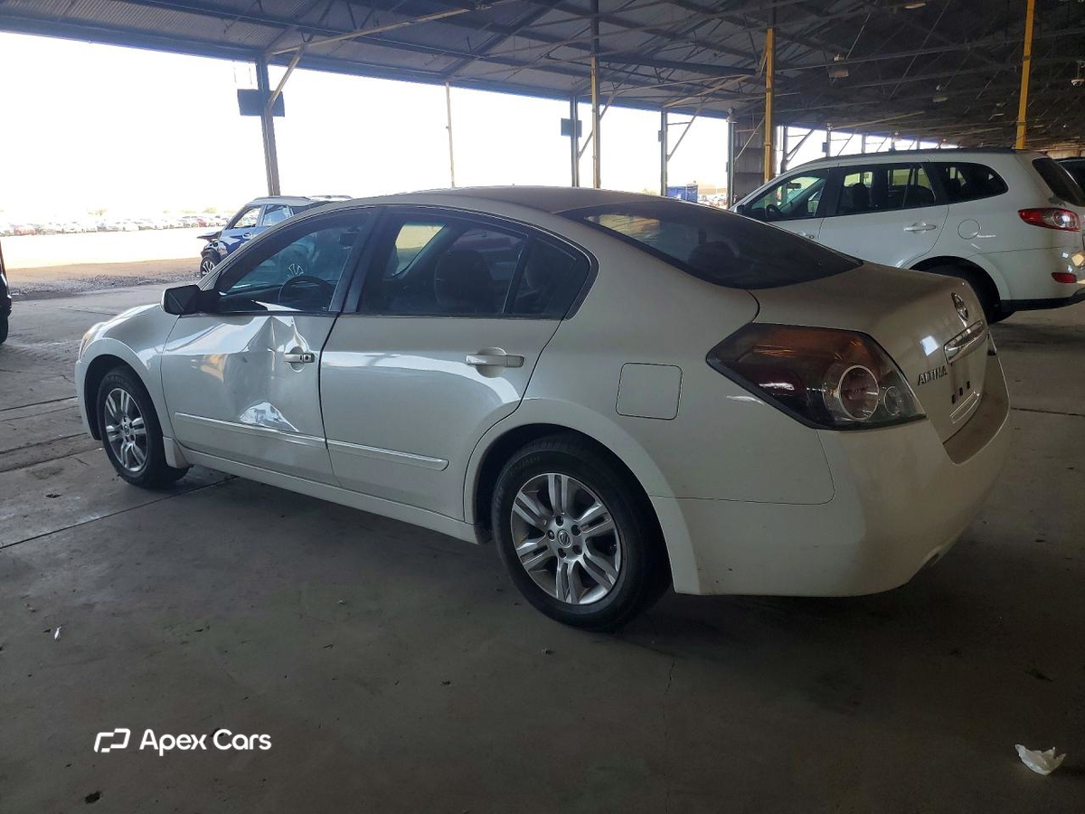 Nissan Altima 2011