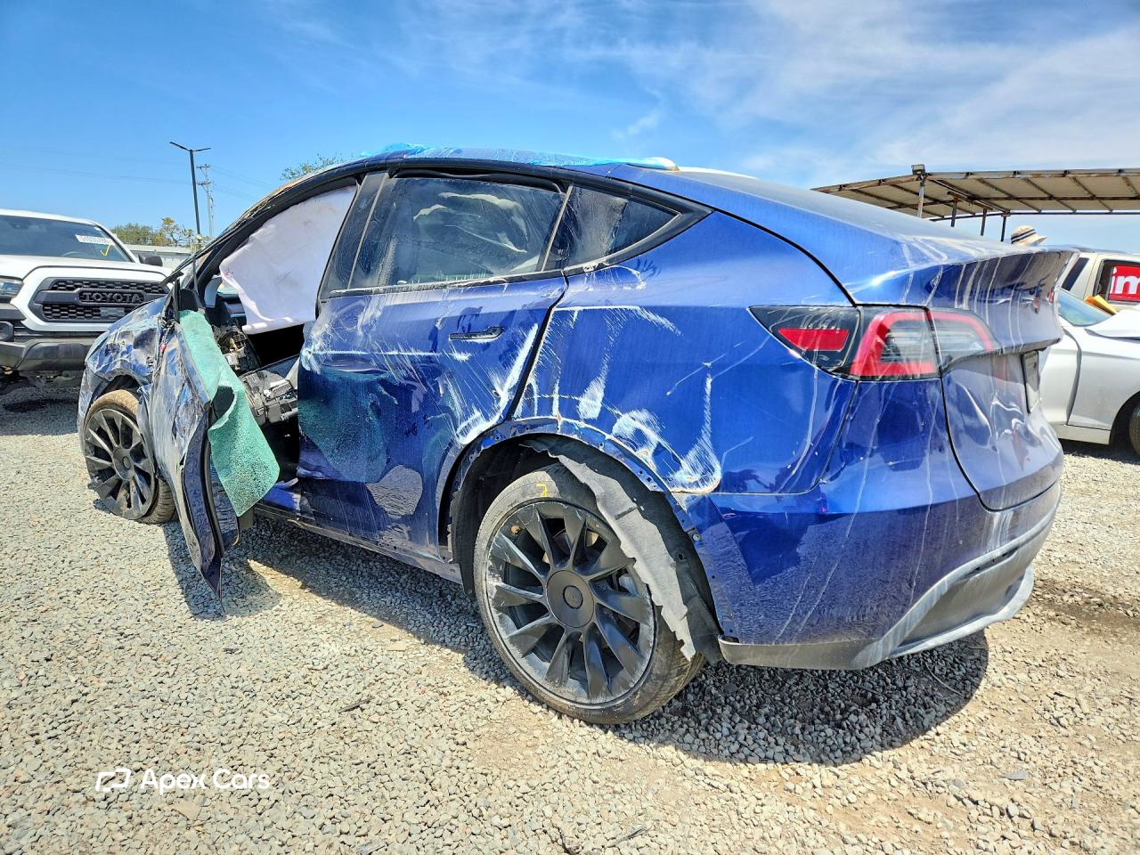 Tesla Model Y 2023