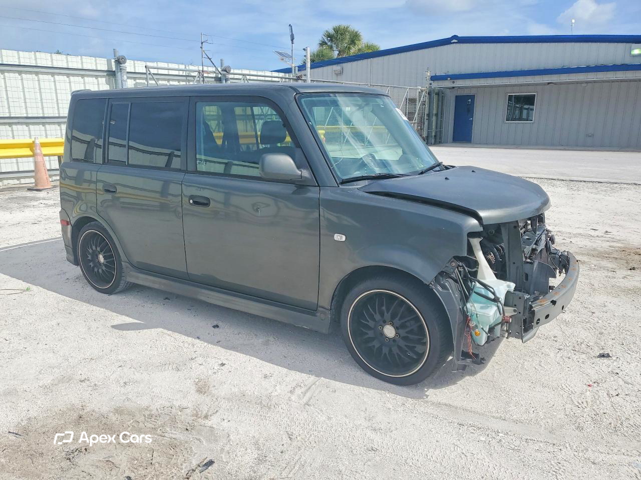 Scion xB 2005