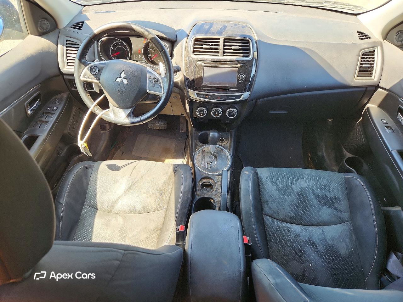 Mitsubishi Outlander 2015