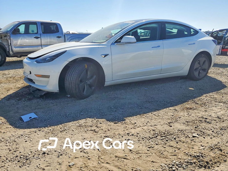 Tesla Model 3 2020 - Image 1 of 13
