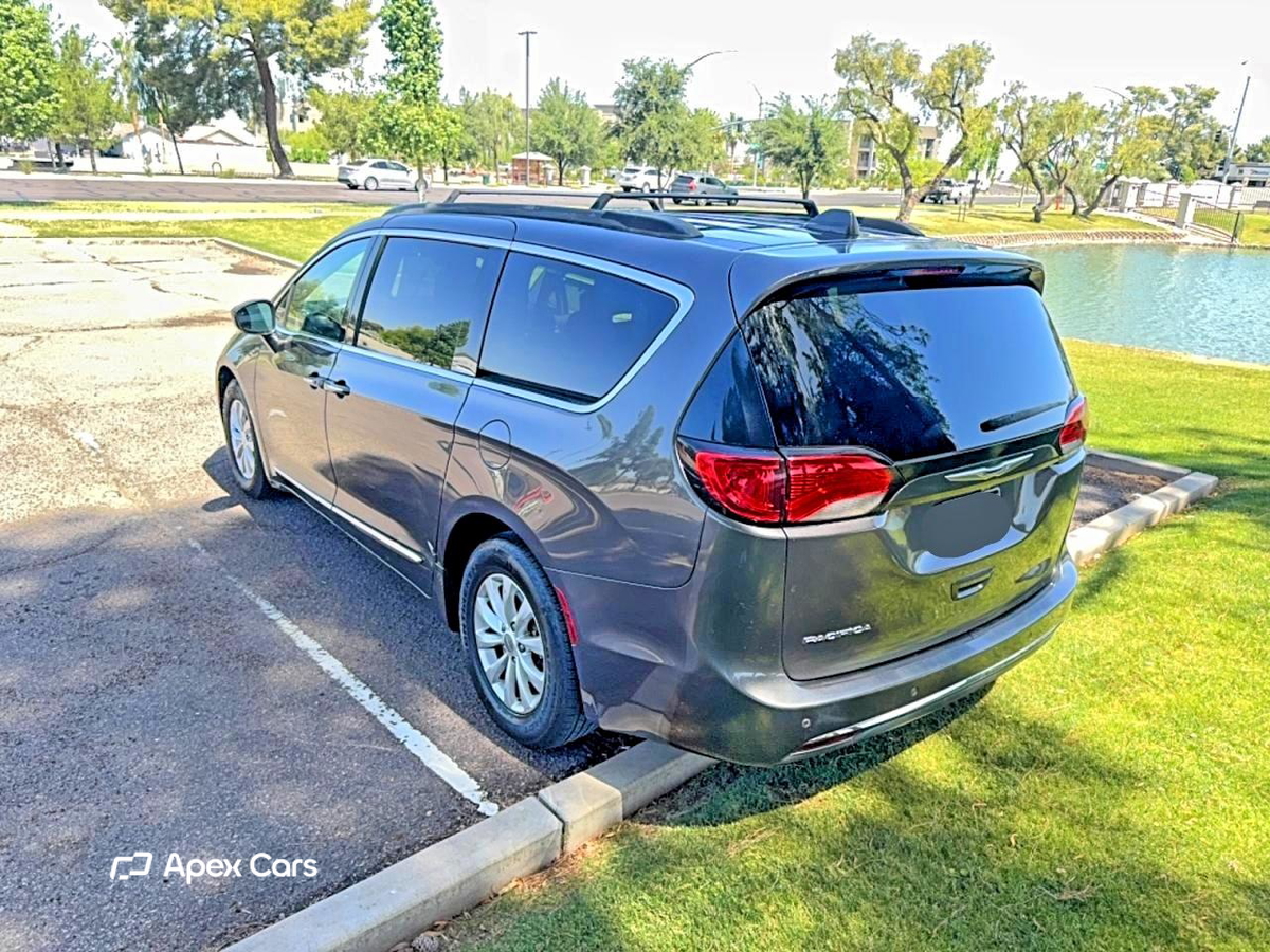 Chrysler Pacifica 2017