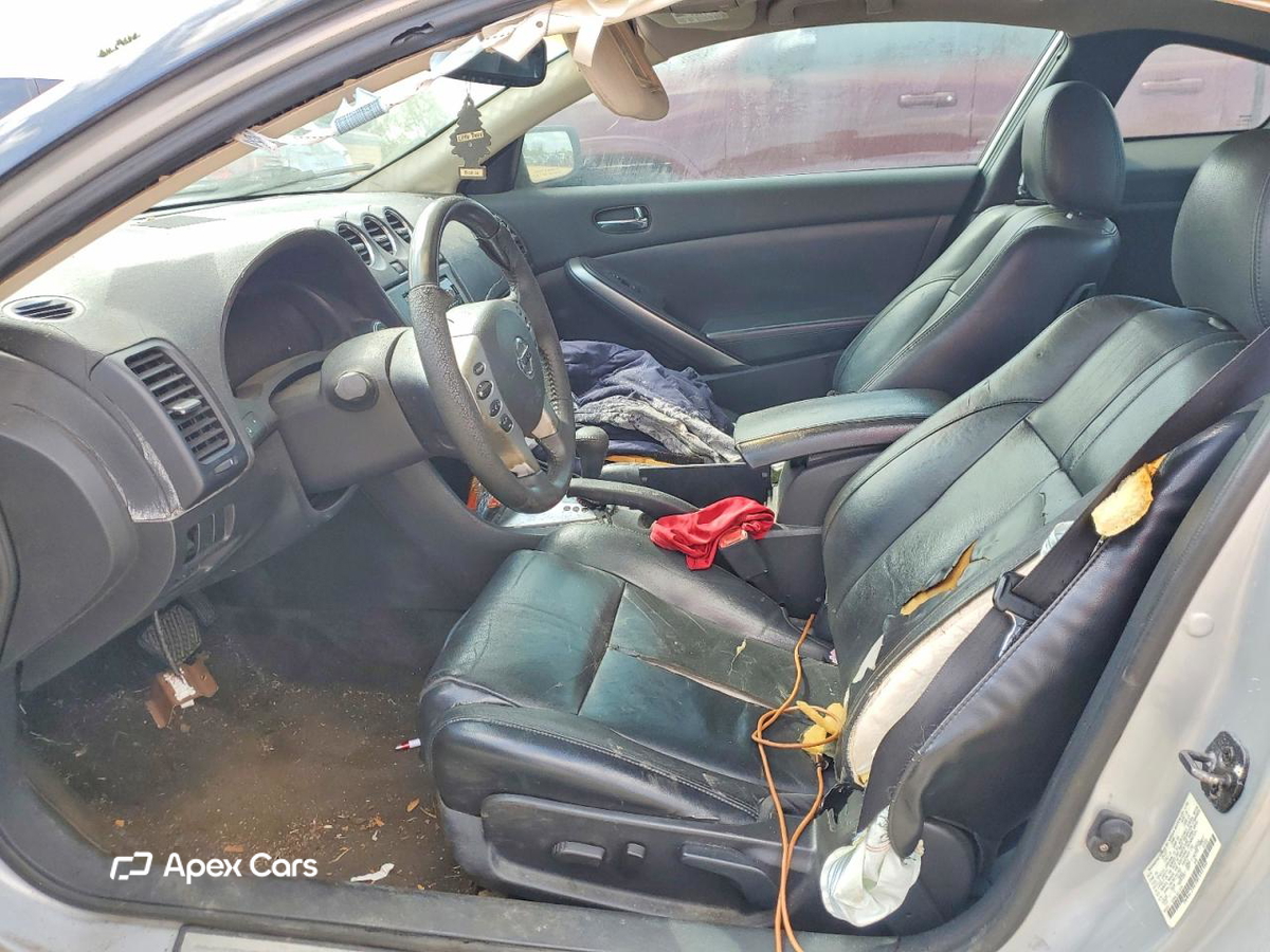 Nissan Altima 2008