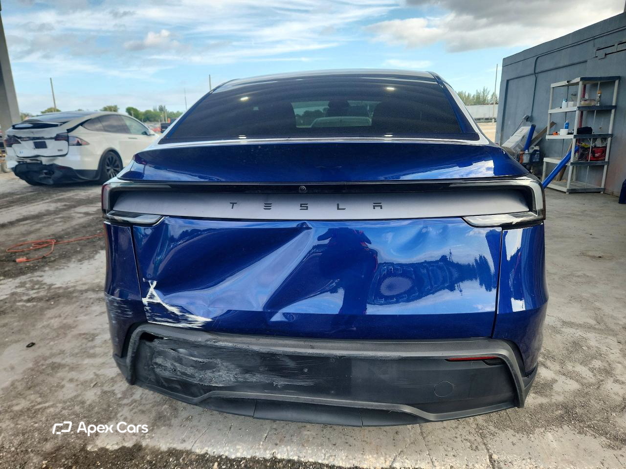 Tesla Model Y 2026