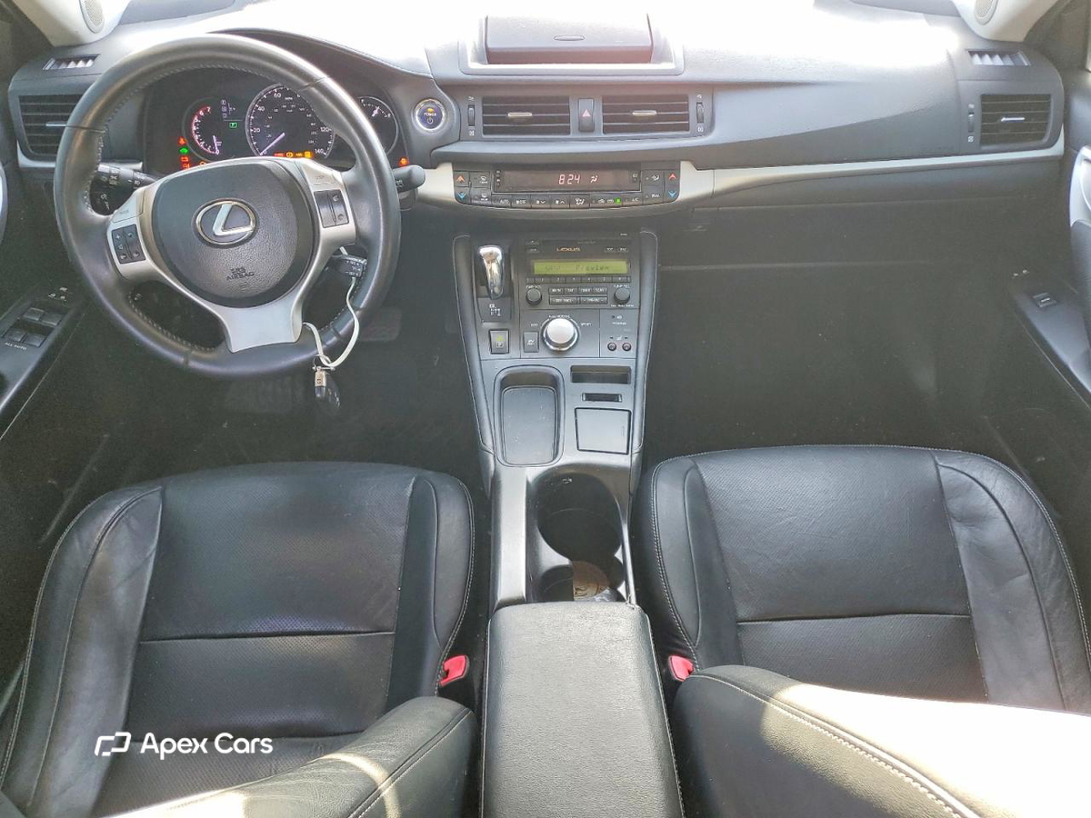 Lexus CT 2012