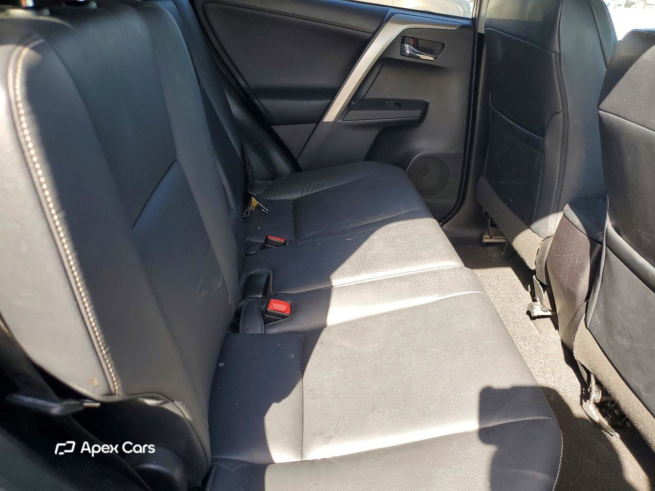 Toyota RAV 4 2015
