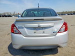 Nissan Versa 2015