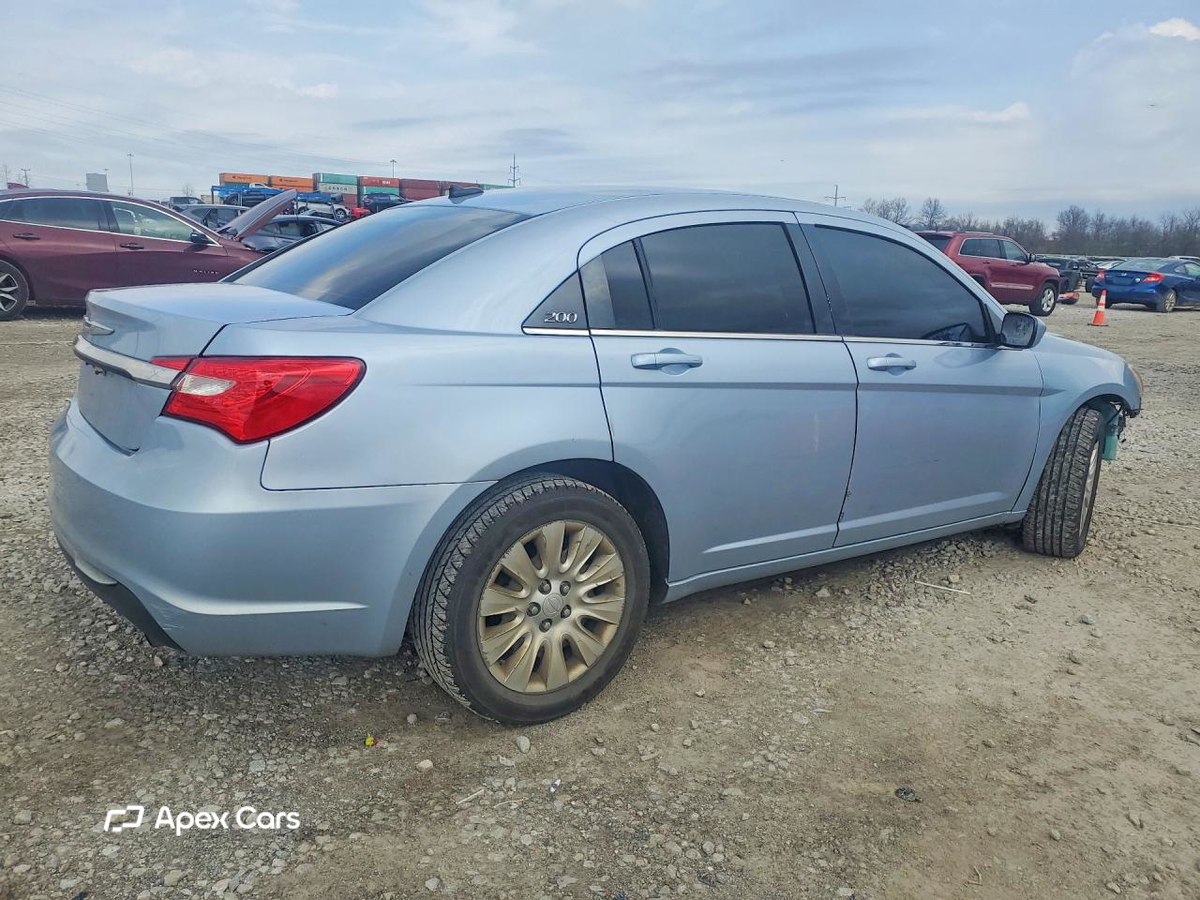 Chrysler 200 2013