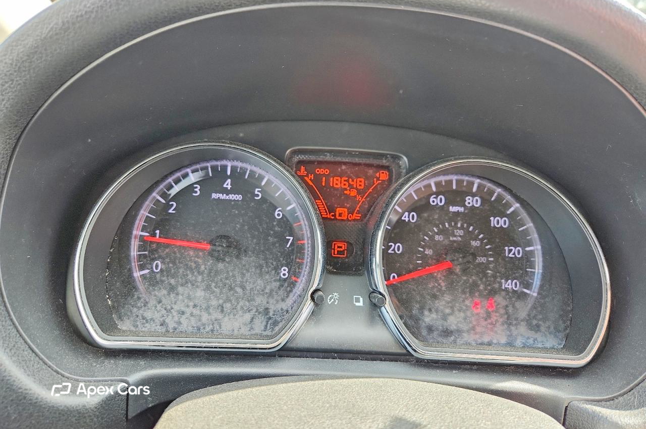 Nissan Versa 2014