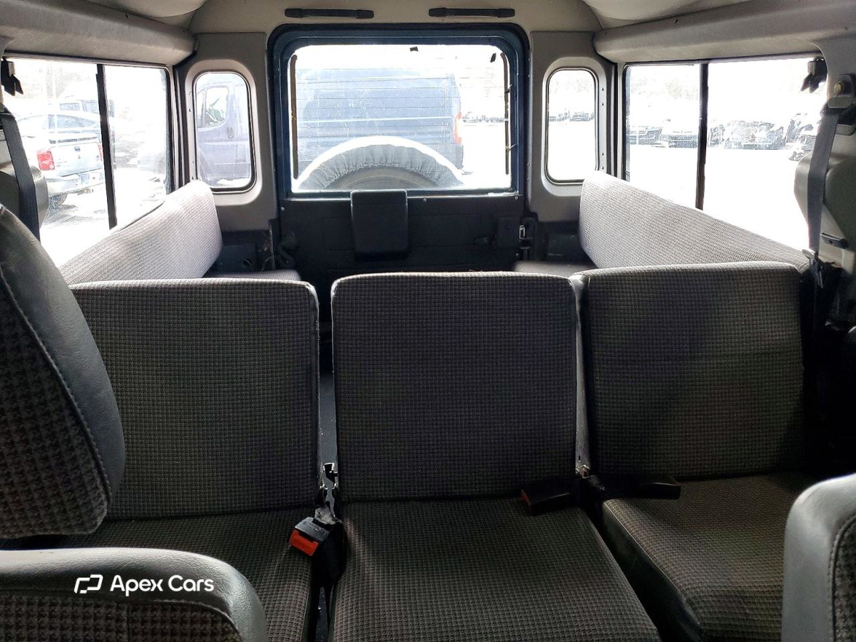 Land Rover Defender 1992