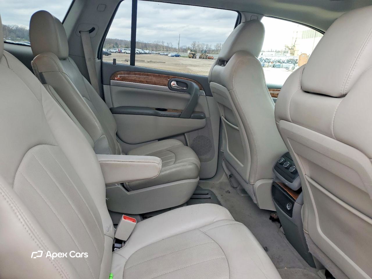 Buick Enclave 2011