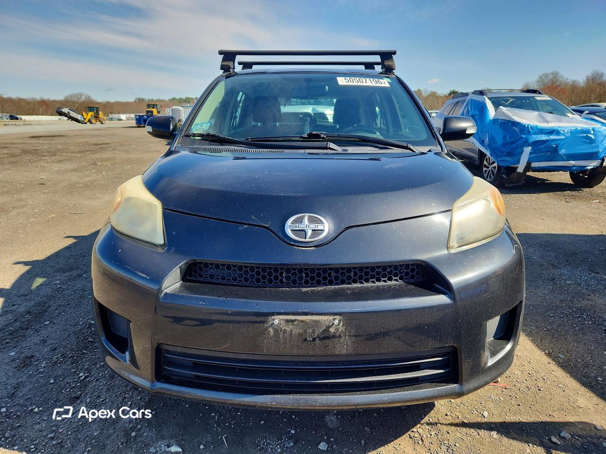 Scion xD 2011