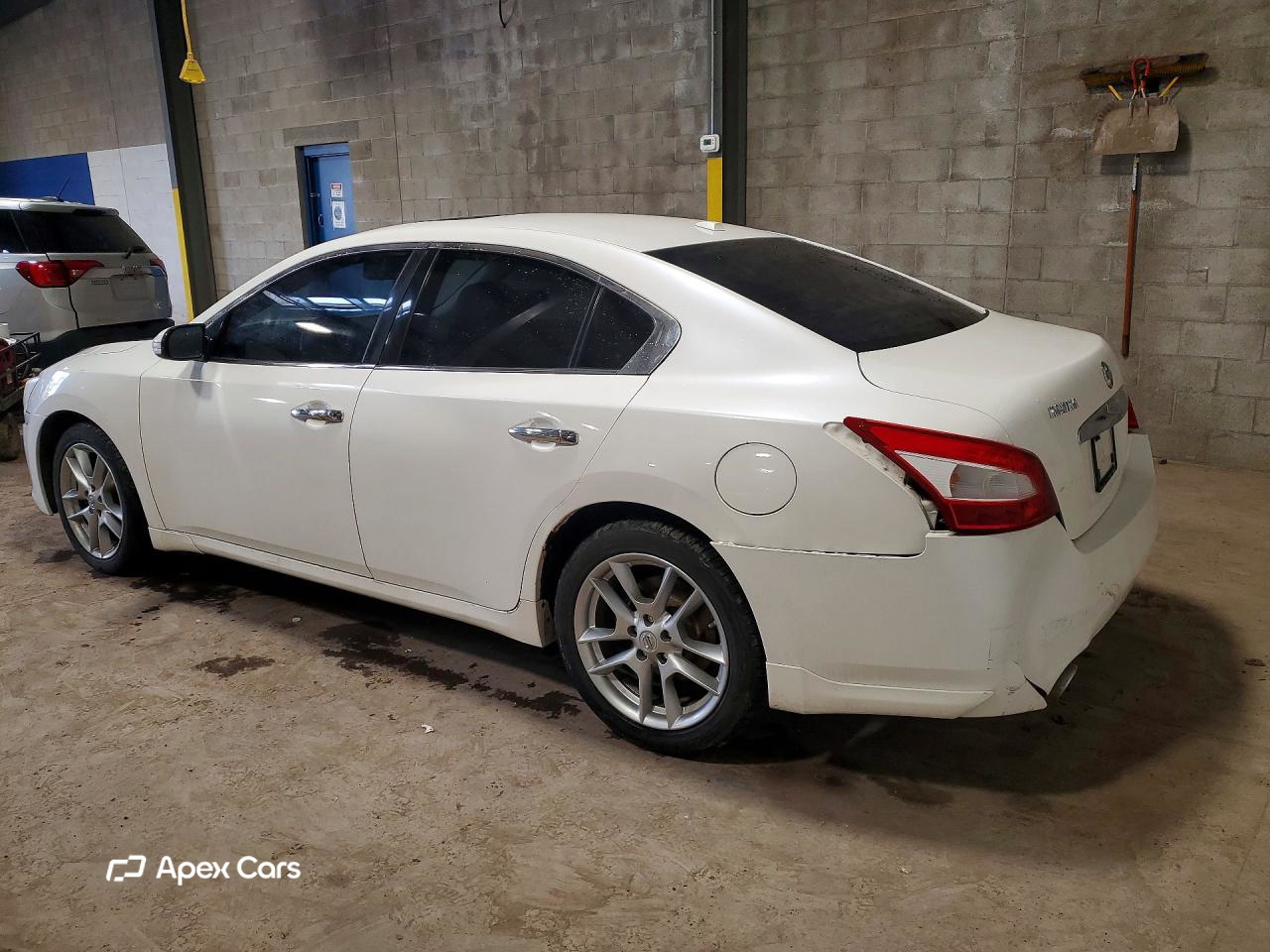 Nissan Maxima 2011