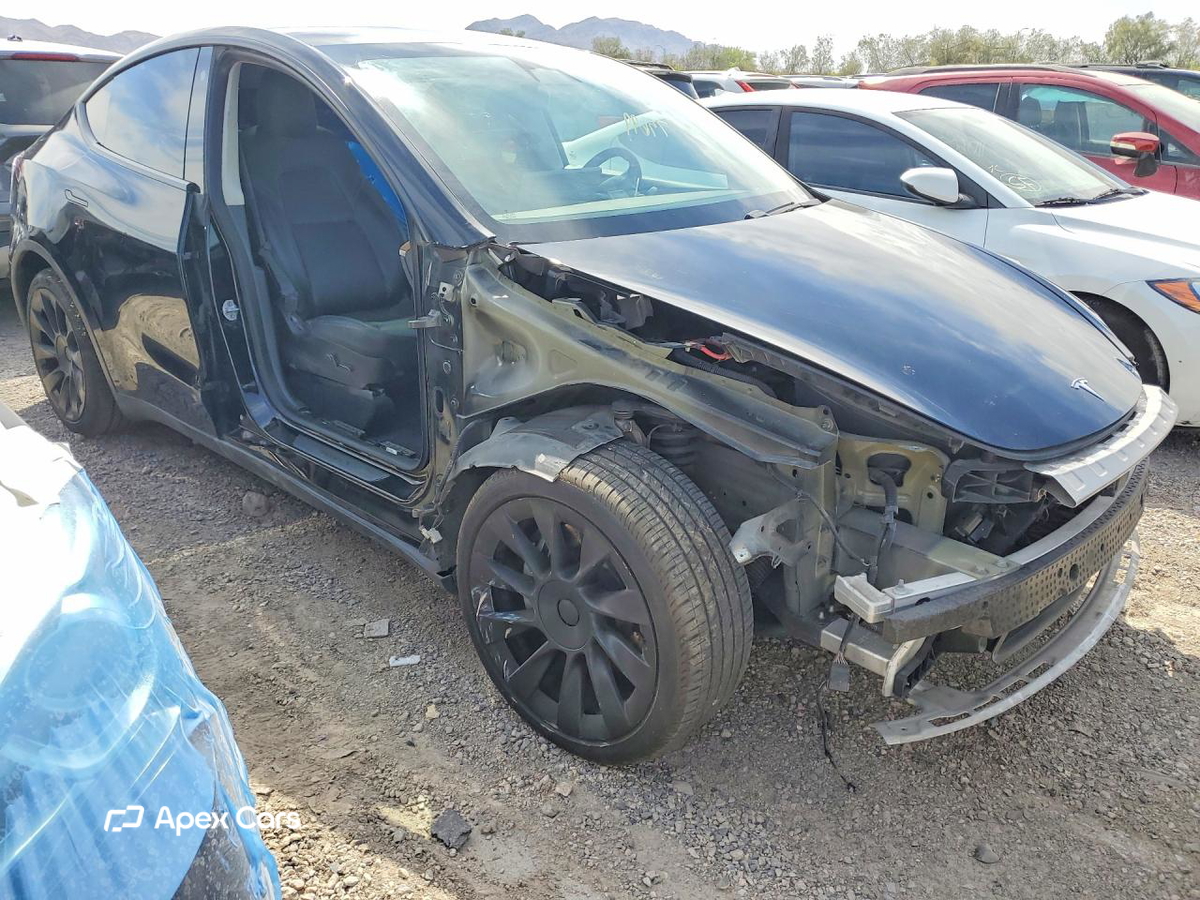 Tesla Model Y 2021