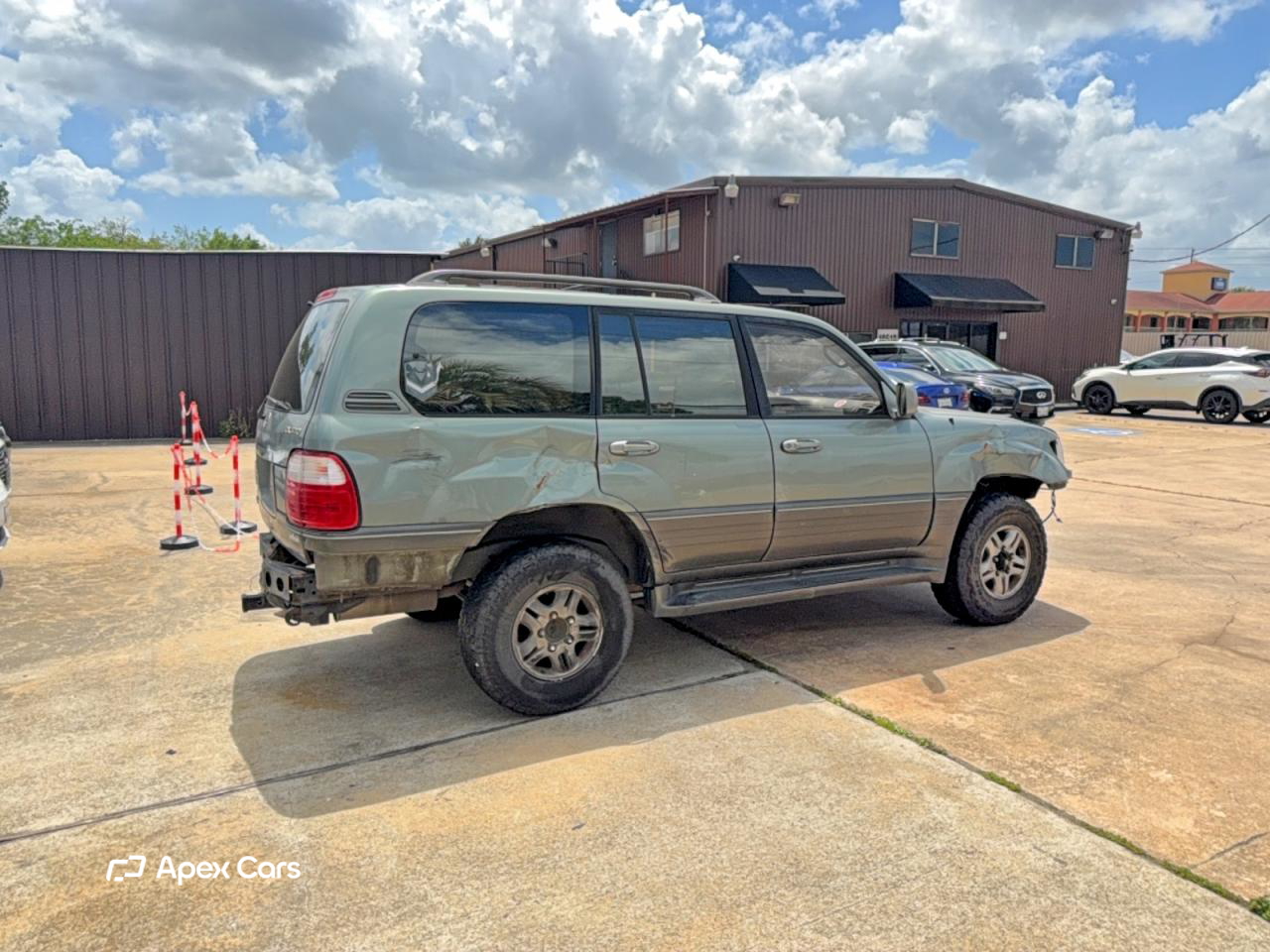Lexus LX 2001