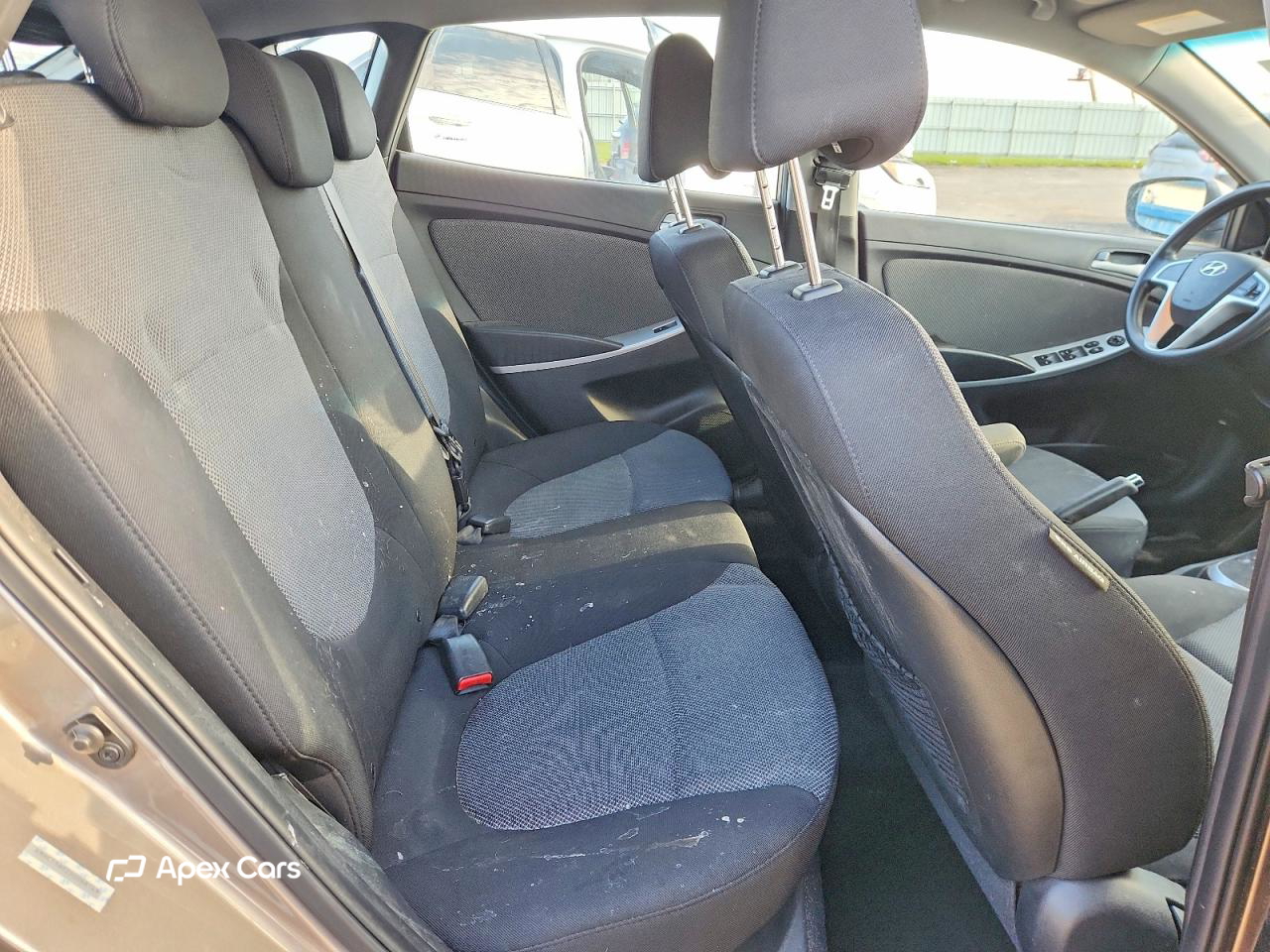 Hyundai Accent 2013