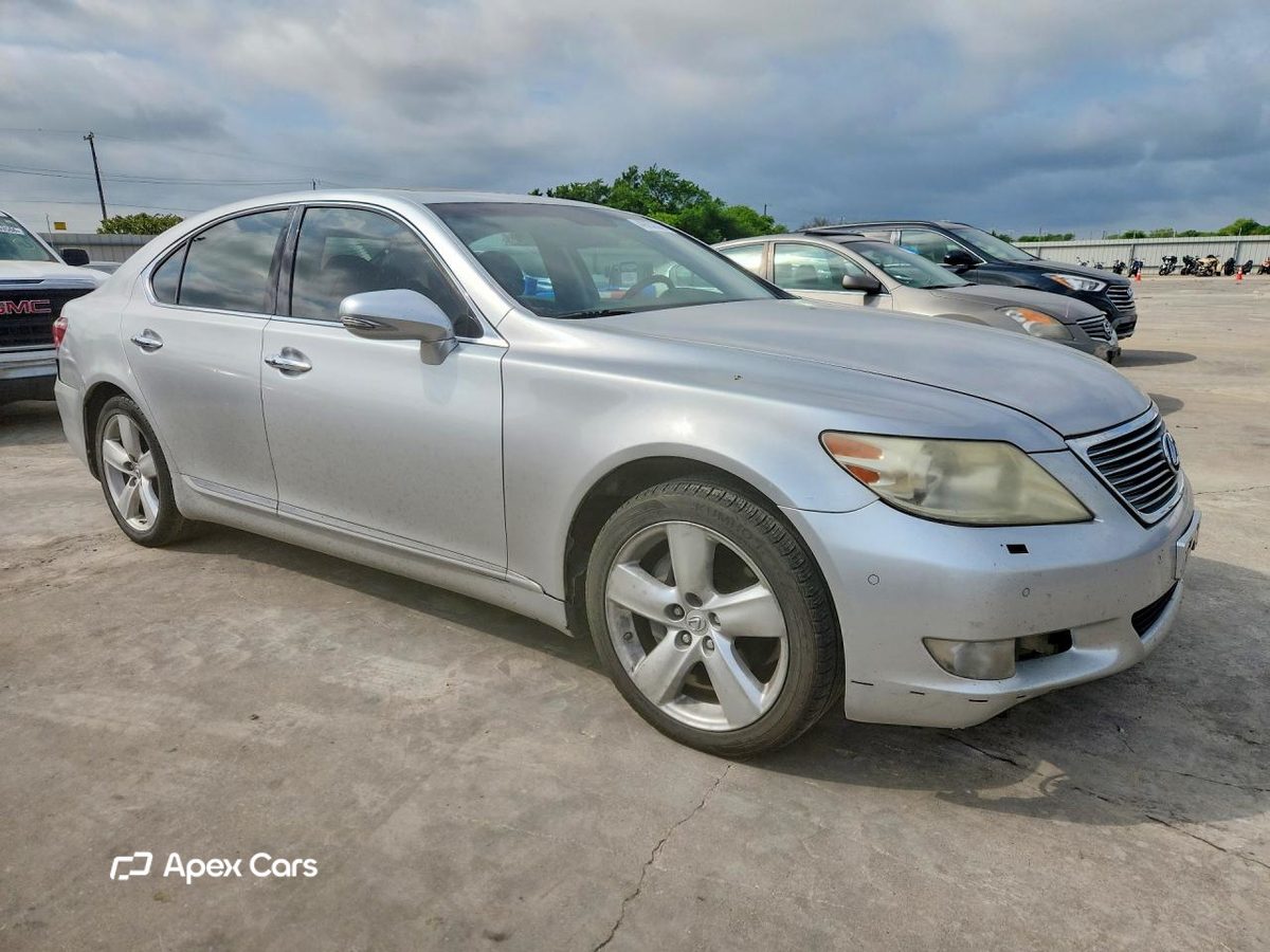 Lexus LS 2011
