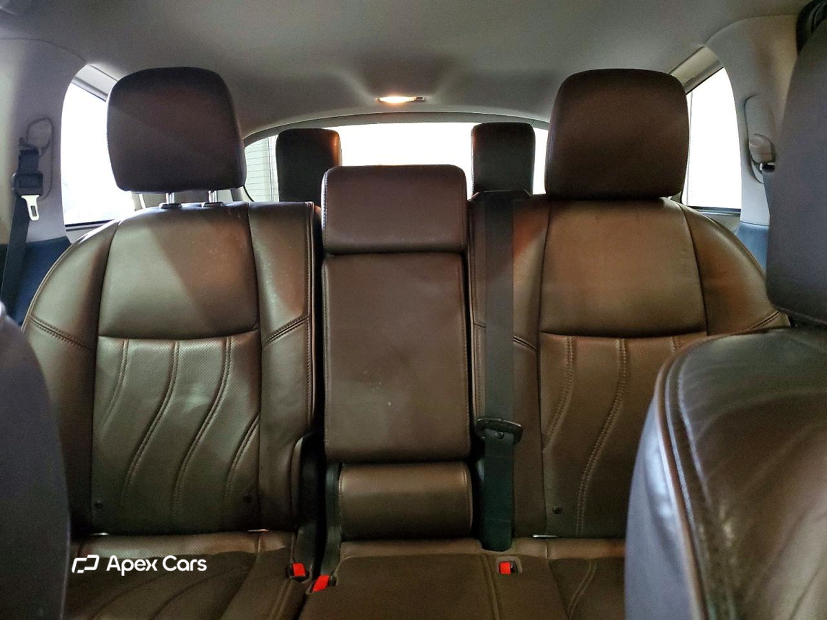 Infiniti JX 2013