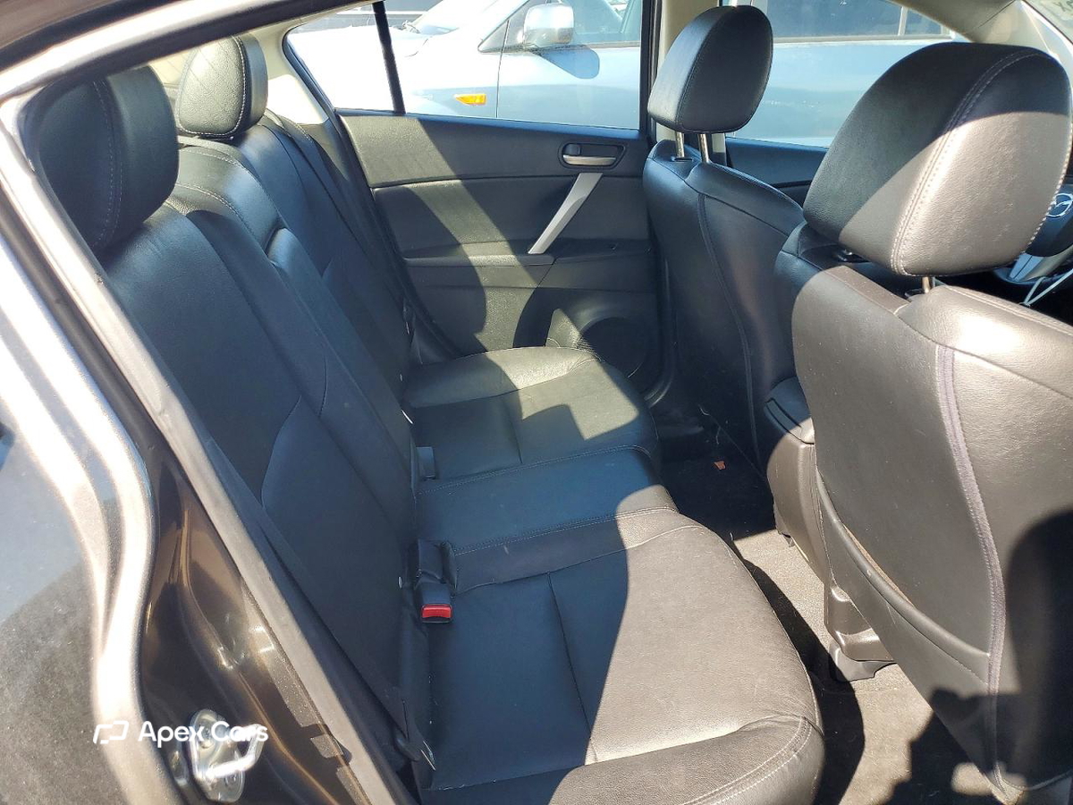 Mazda 3 2013