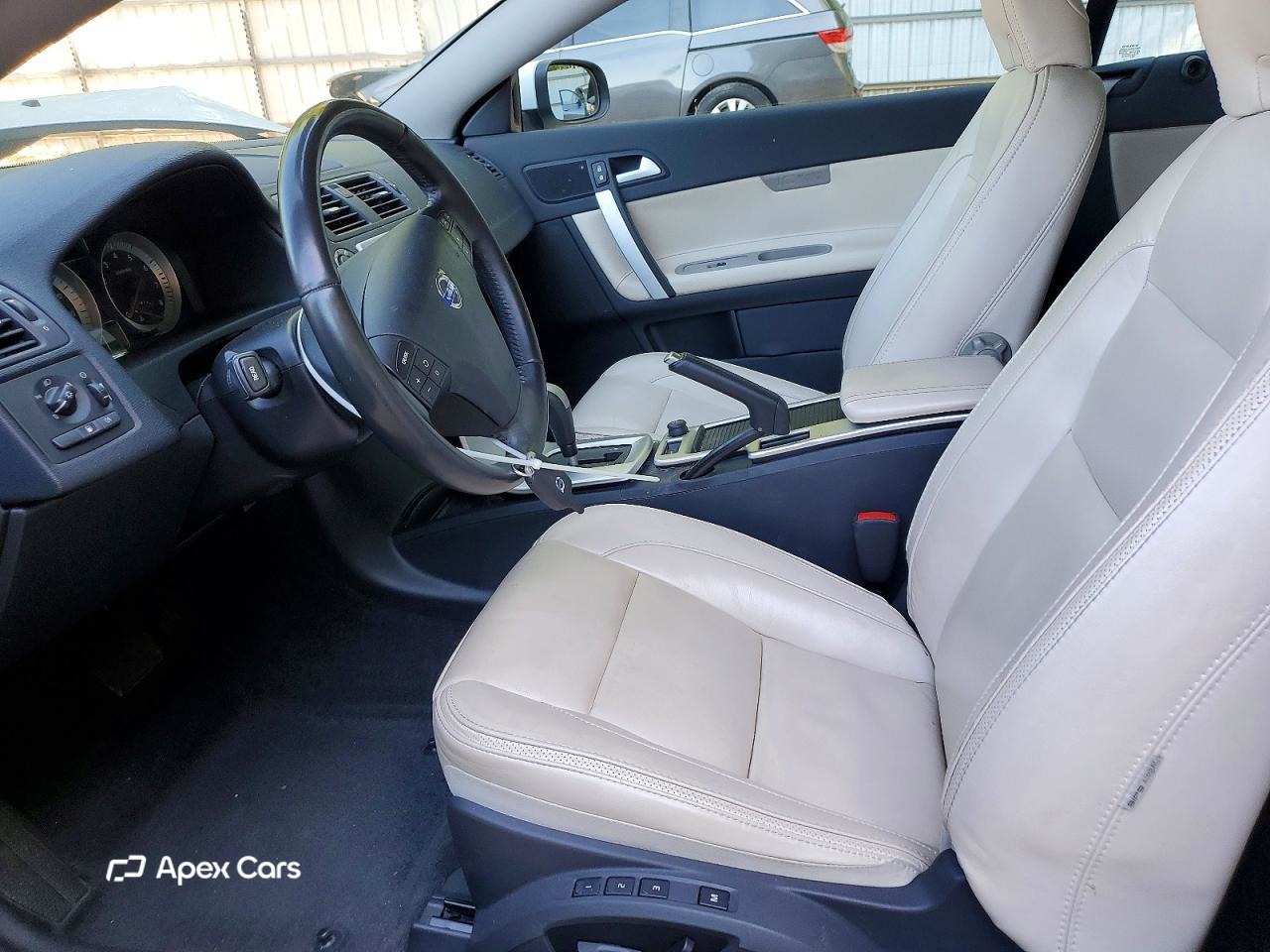 Volvo C70 2013