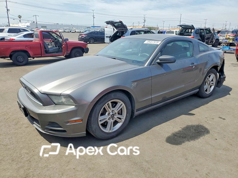 Ford Mustang 2013 - Image 1 of 12