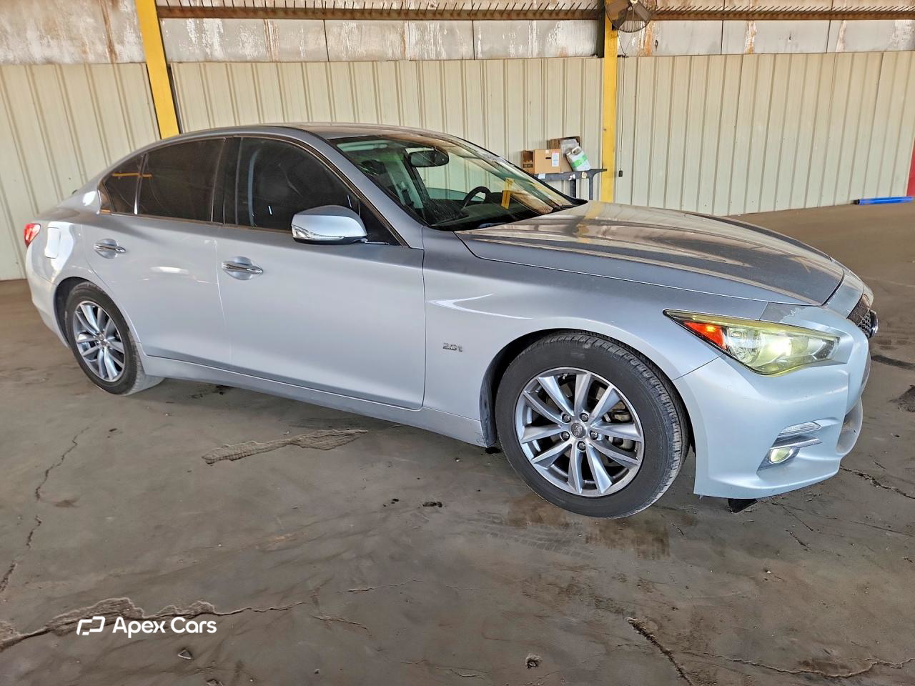 Infiniti Q50 2016