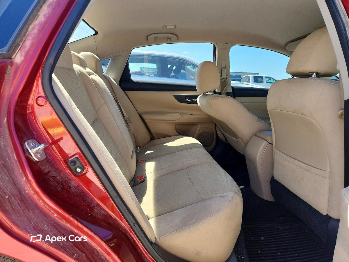 Nissan Altima 2015