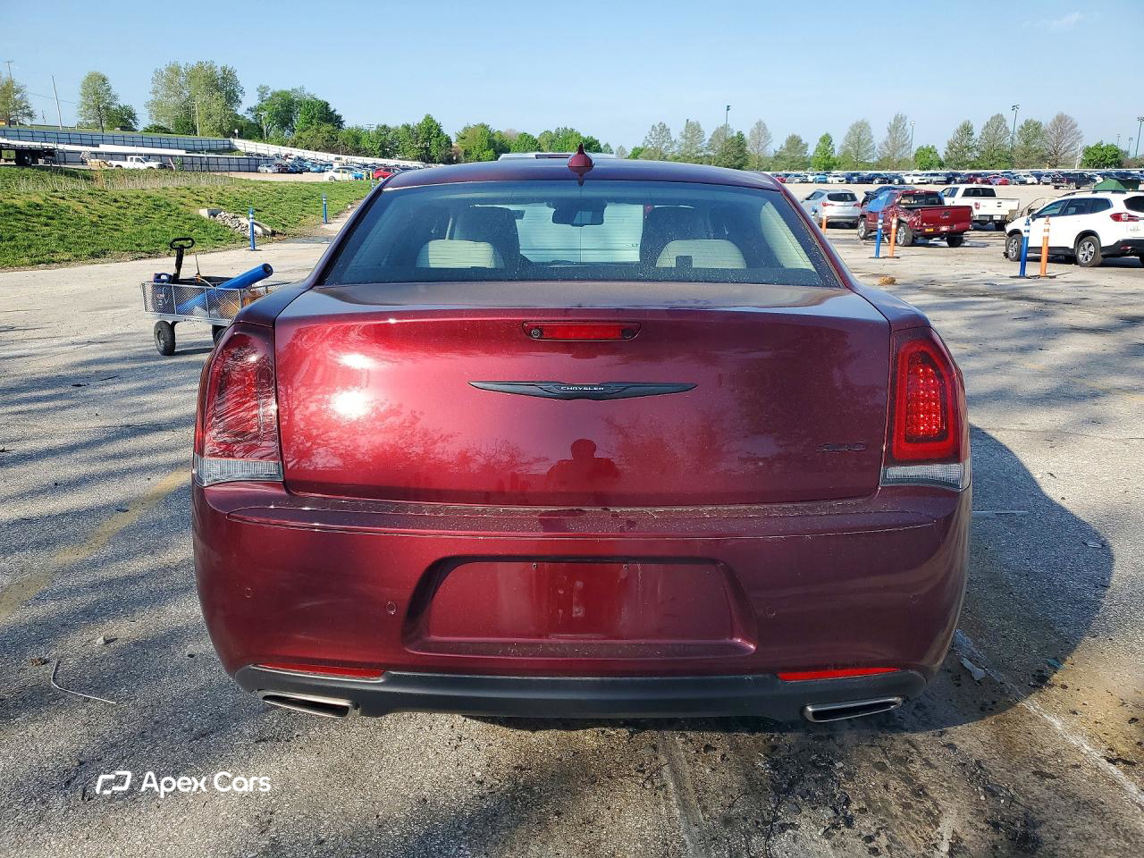 Chrysler 300 2022