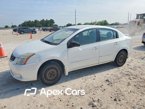 Nissan Sentra 2012 - Image 1 of 12