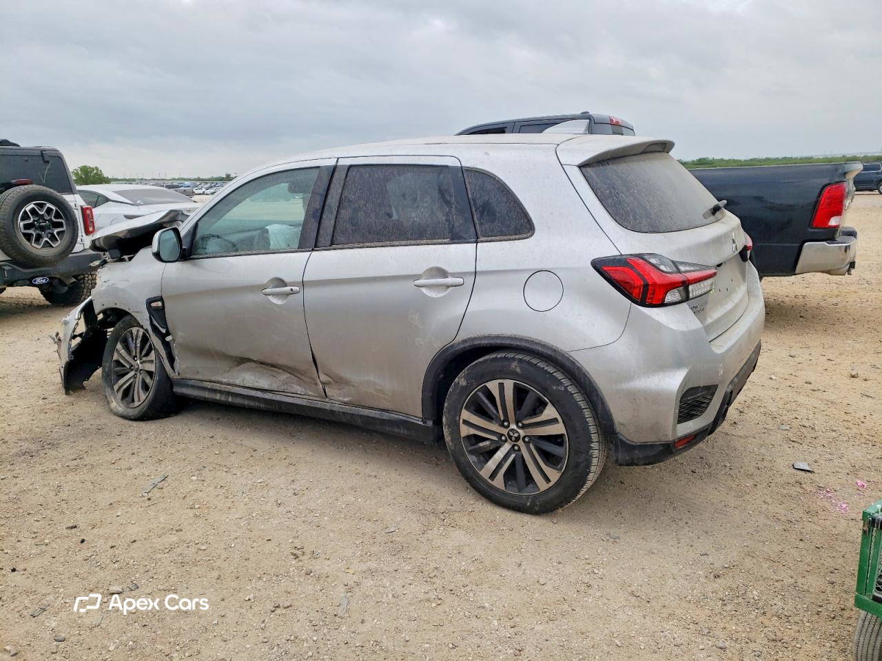 Mitsubishi Outlander 2021