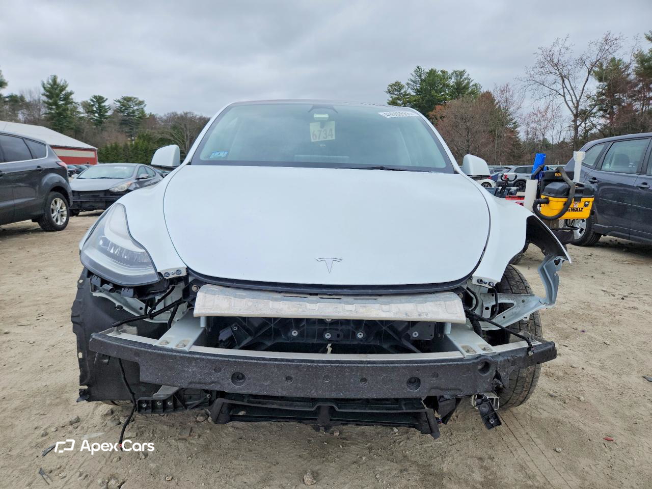 Tesla Model Y 2023