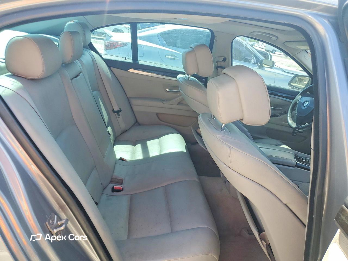 BMW Series 5 2012