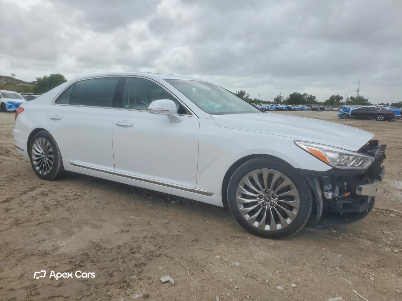 Genesis G90 2017