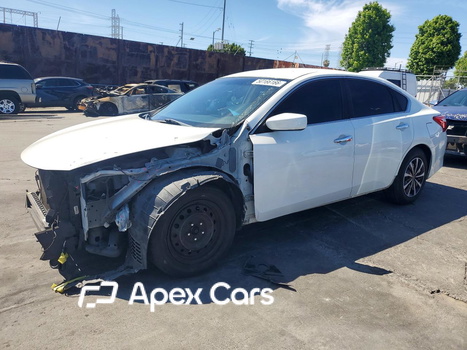 Nissan Altima 2016 - Image 1 of 13