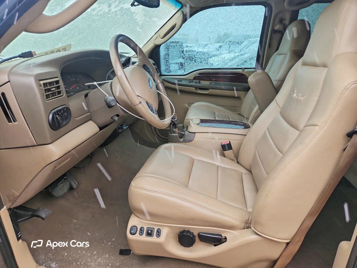 Ford Excursion 2004