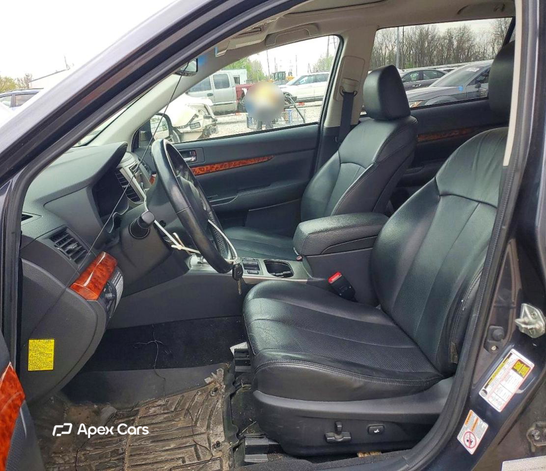 Subaru Outback 2011