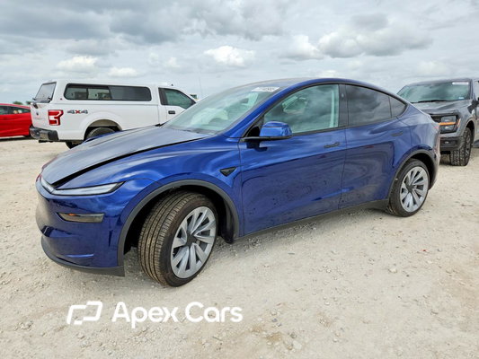 Tesla Model Y 2026 - Image 1 of 12
