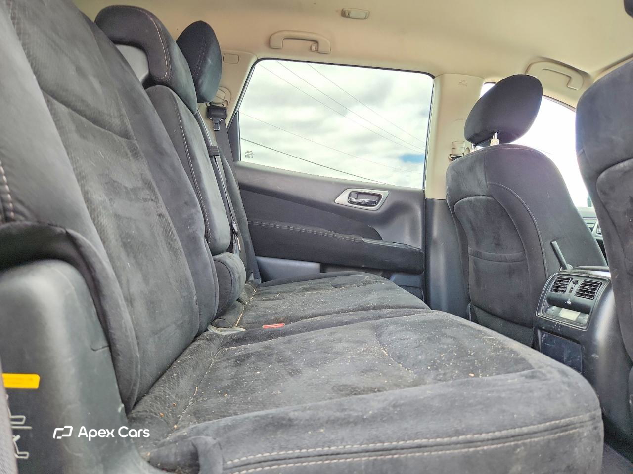 Nissan Pathfinder 2016