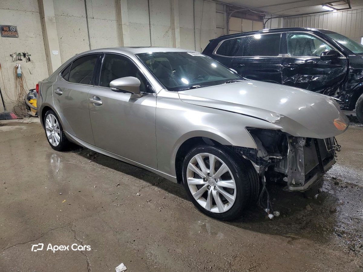 Lexus IS 2016