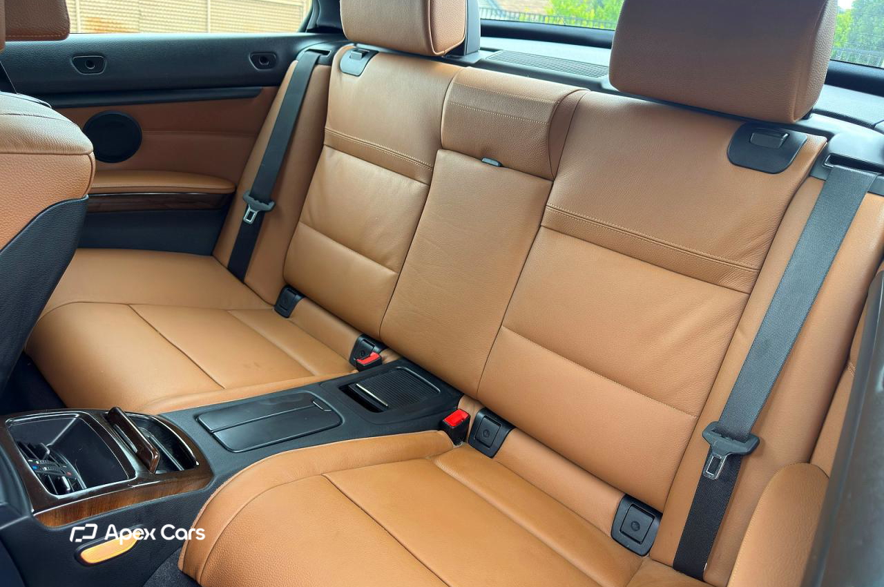 BMW Series 3 2011